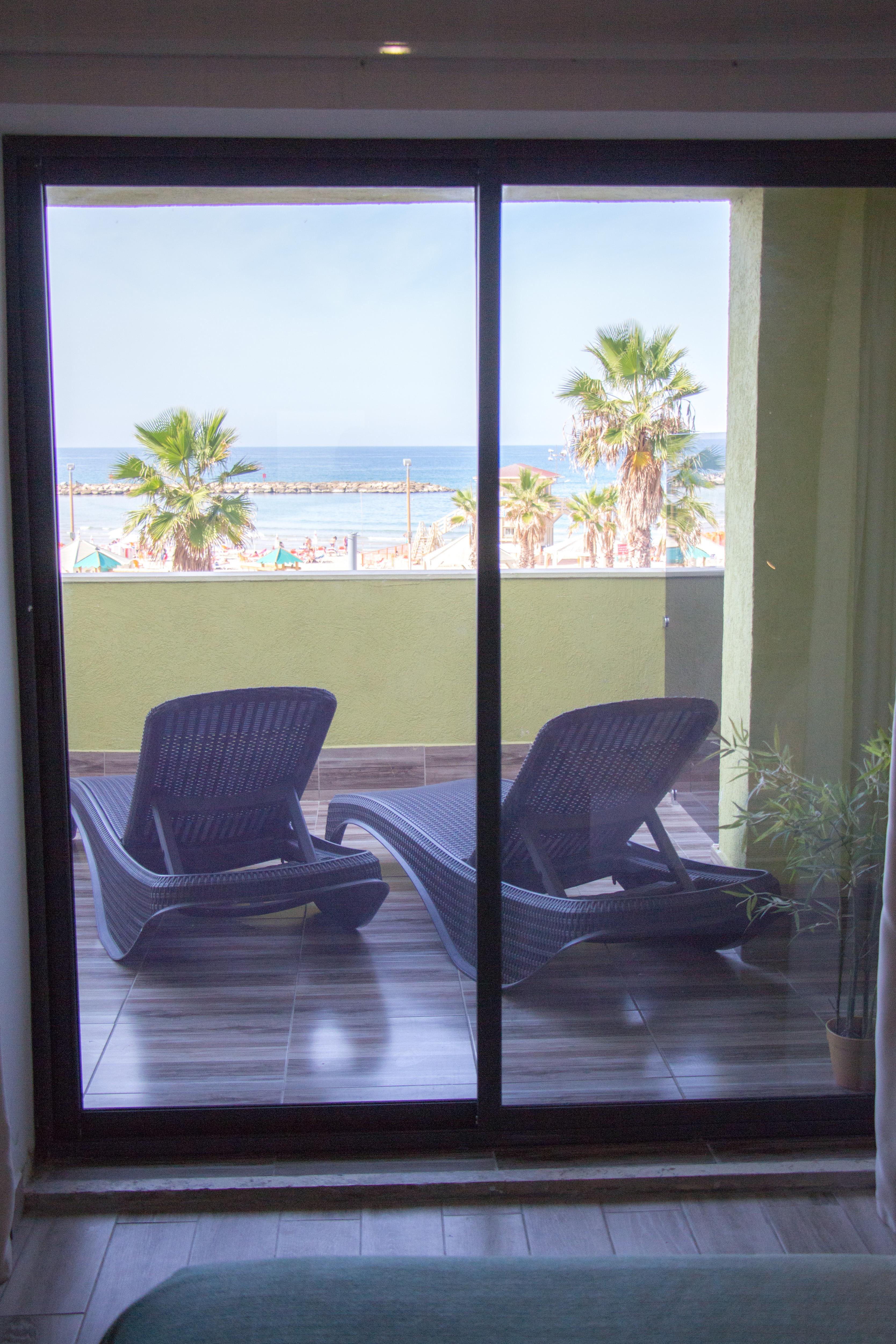Golden Beach Hotel Tel Aviv Exterior photo
