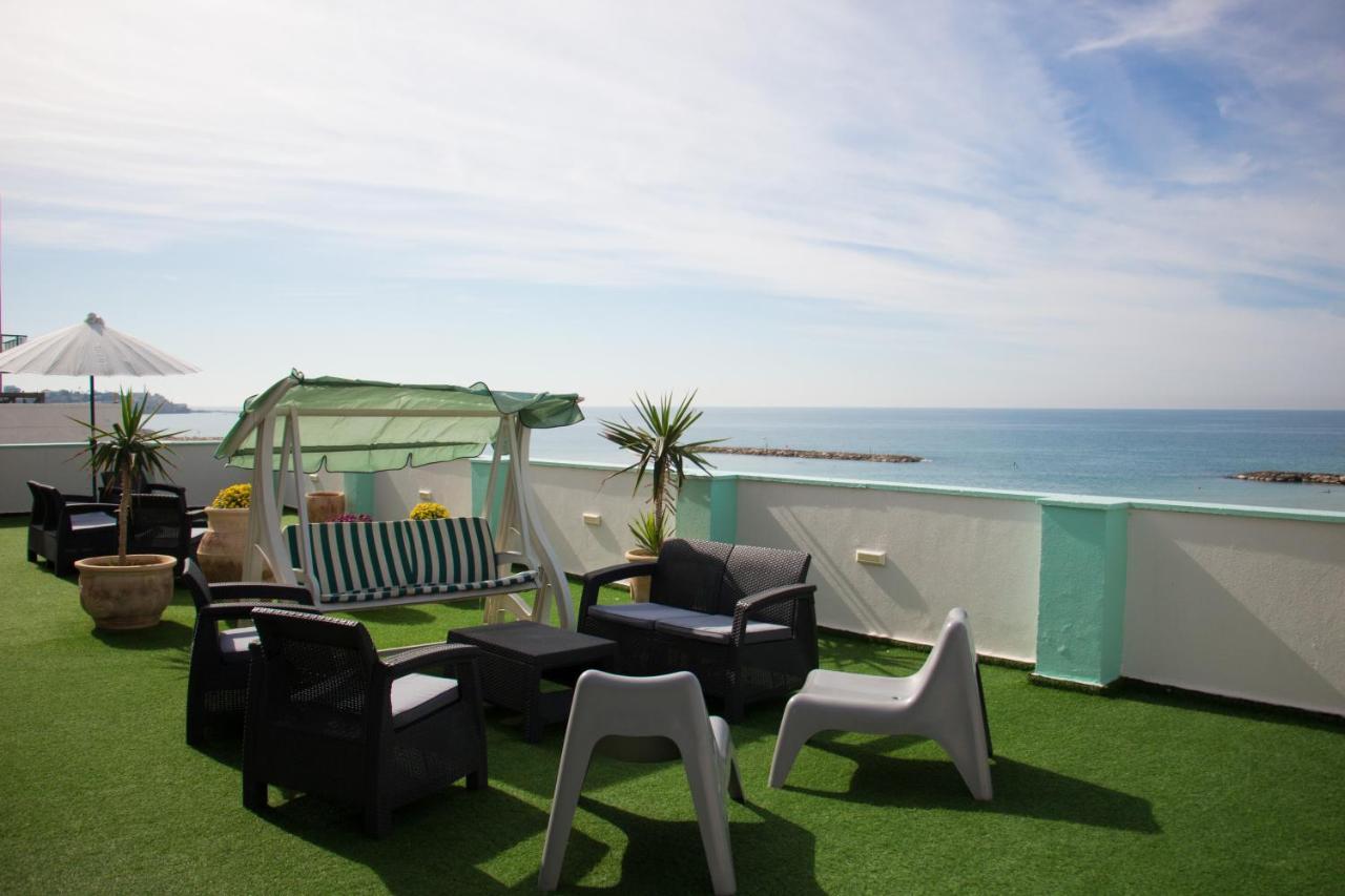 Golden Beach Hotel Tel Aviv Exterior photo